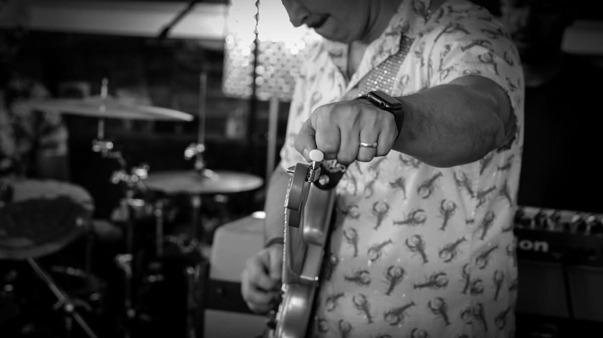 Camilo tuning - black and white